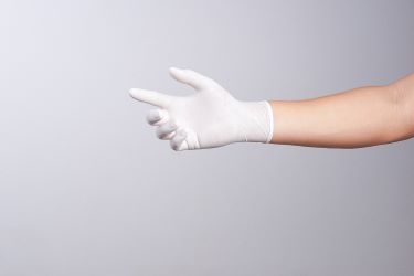 Introduction to Cleanroom Gloves: Characteristics, Processes, and Application Scenarios